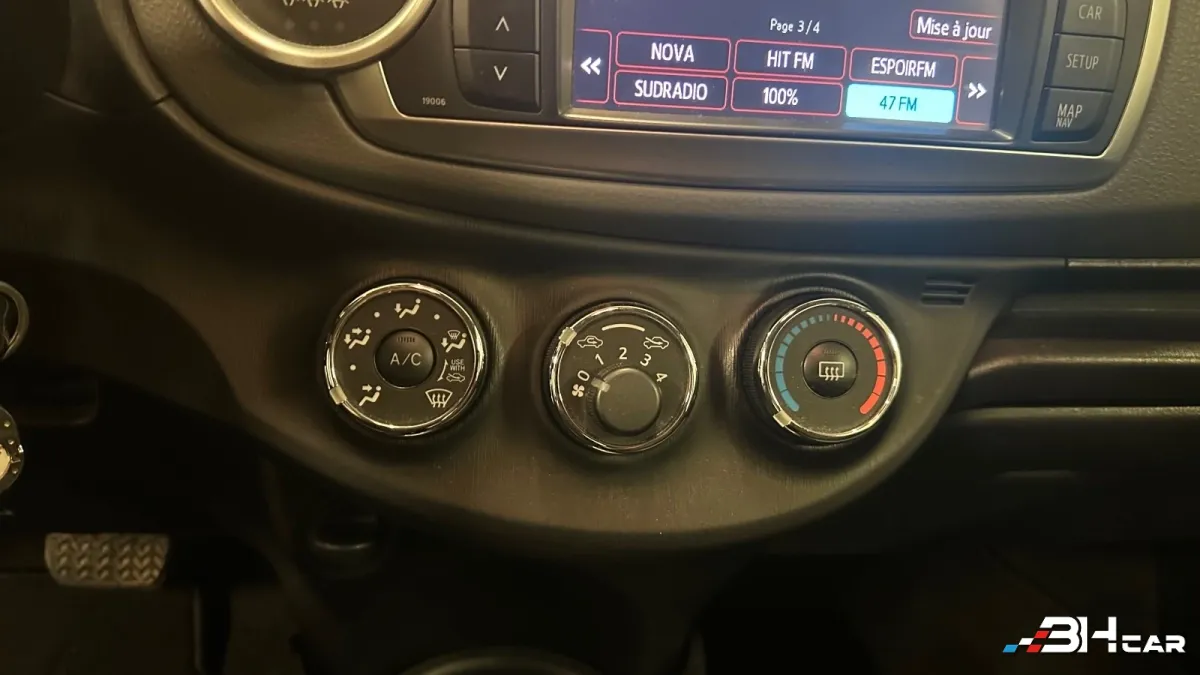 Toyota Yaris - photo 19