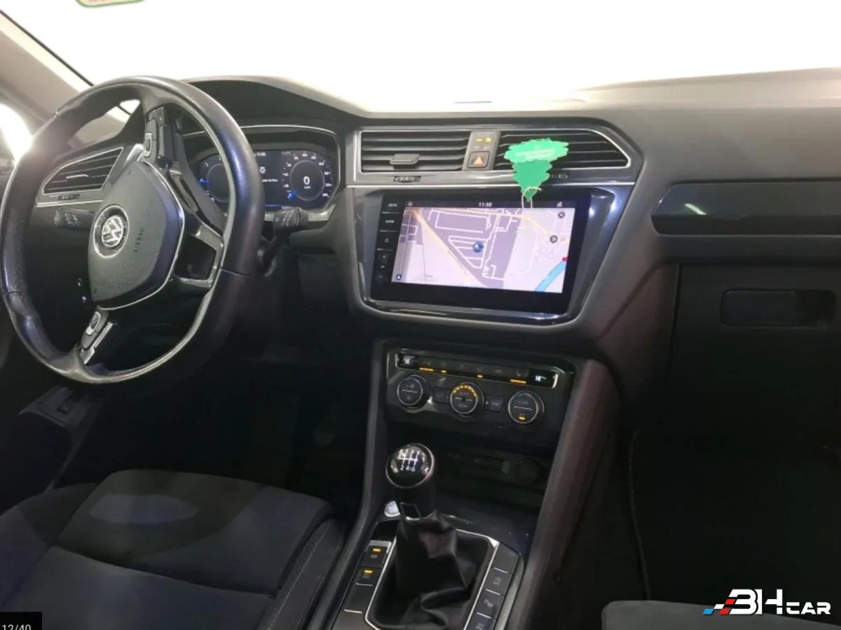 Volkswagen Tiguan - photo 5