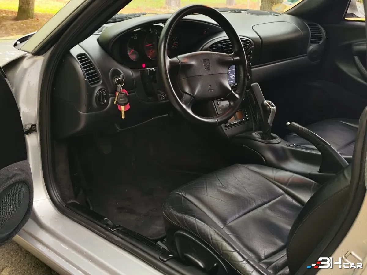 Porsche Boxster - photo 9