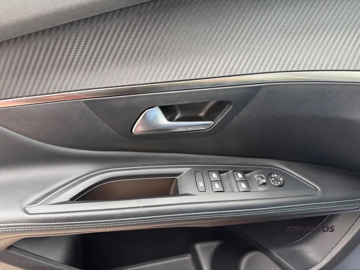 Peugeot 5008 GENERATION-II 1.5 BLUEHDI 130 ALLURE START-STOP