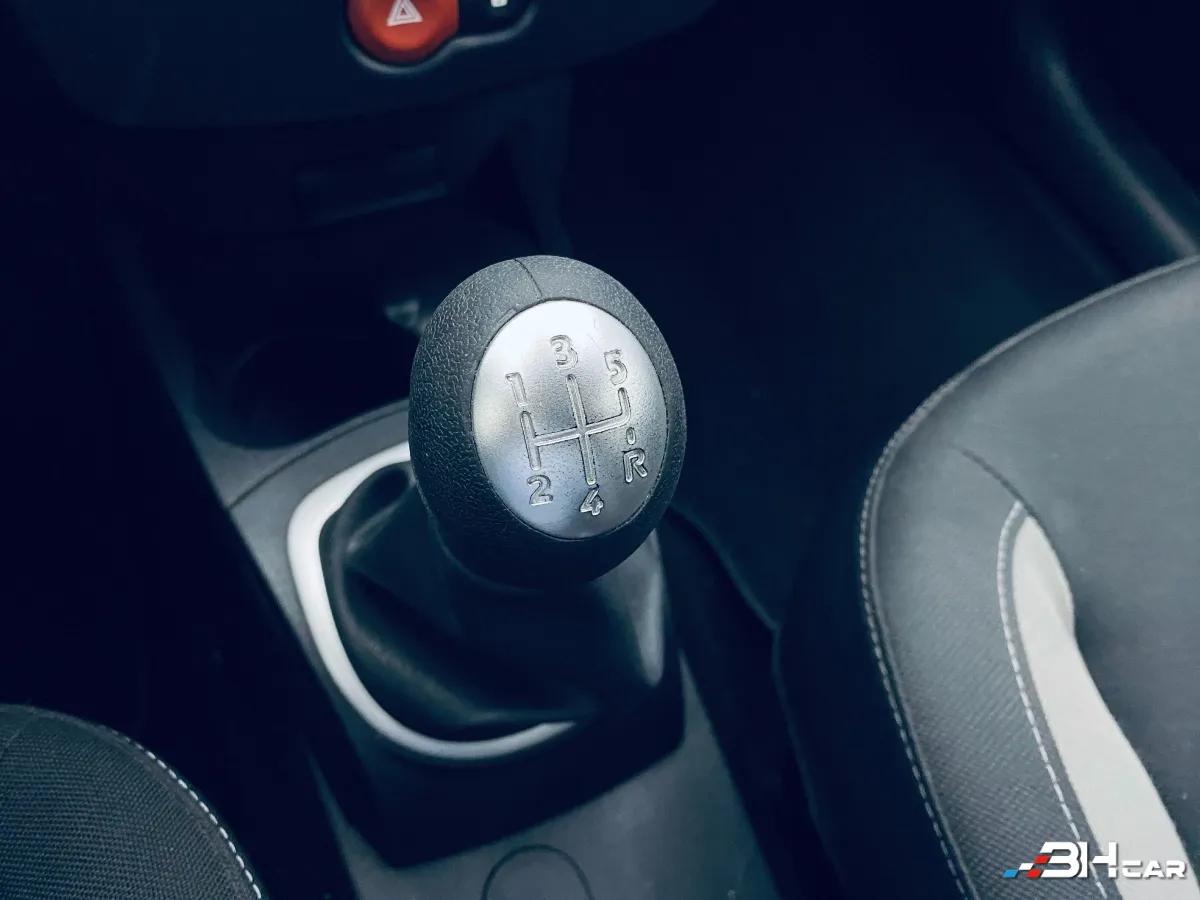 Aperçu indisponible de RENAULT Clio