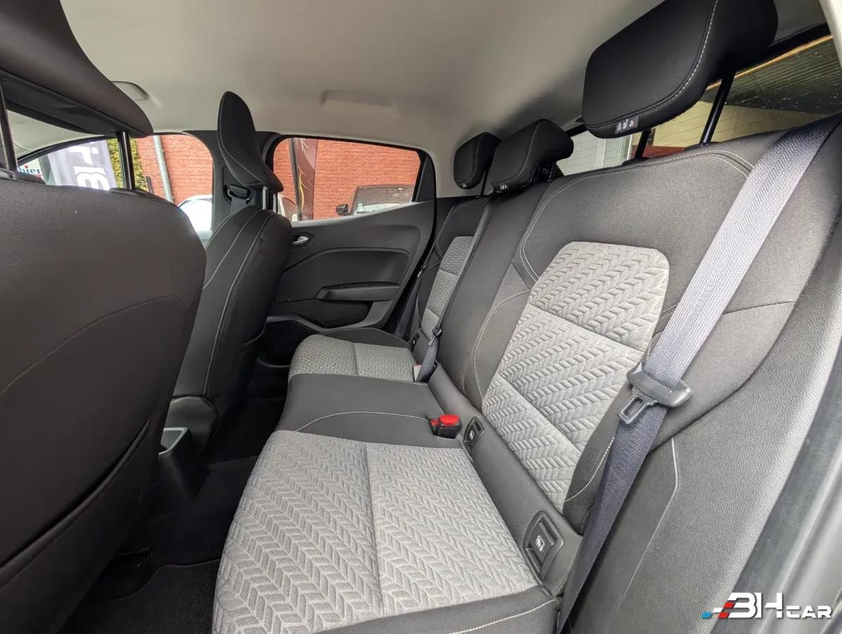 Aperçu indisponible de RENAULT Clio