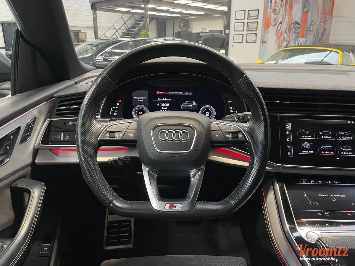 Audi Q8 