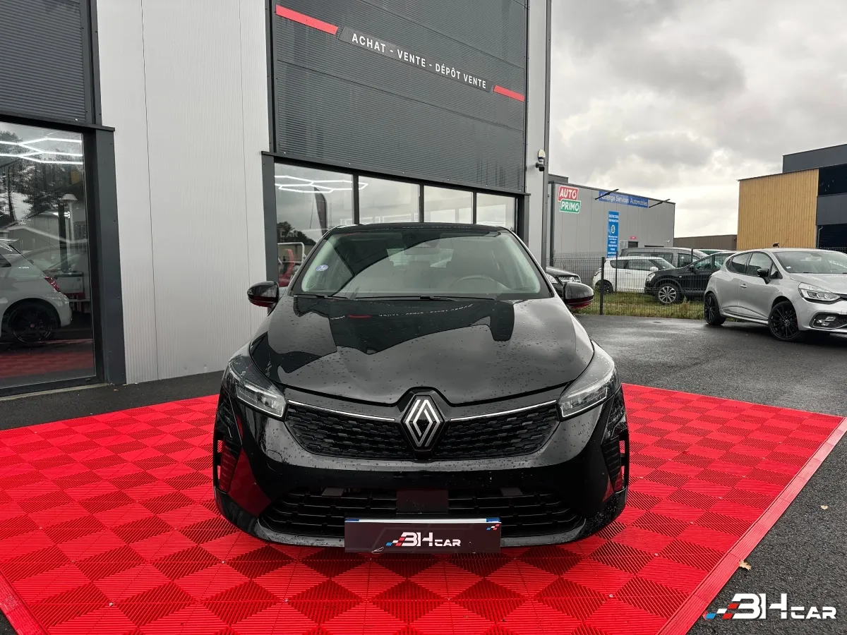 Renault Clio - photo 2