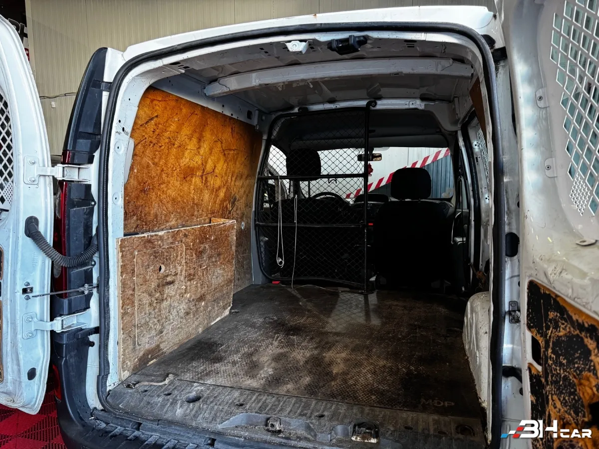 Renault Kangoo Express - photo 9