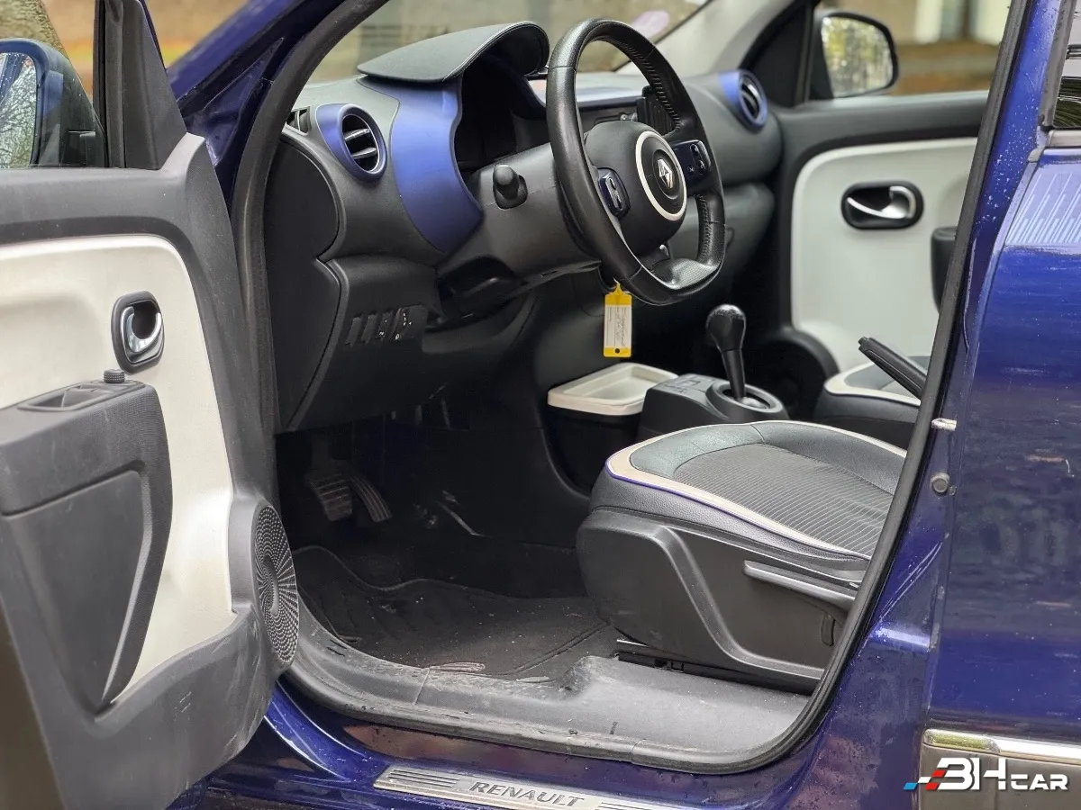 Renault Twingo - photo 9
