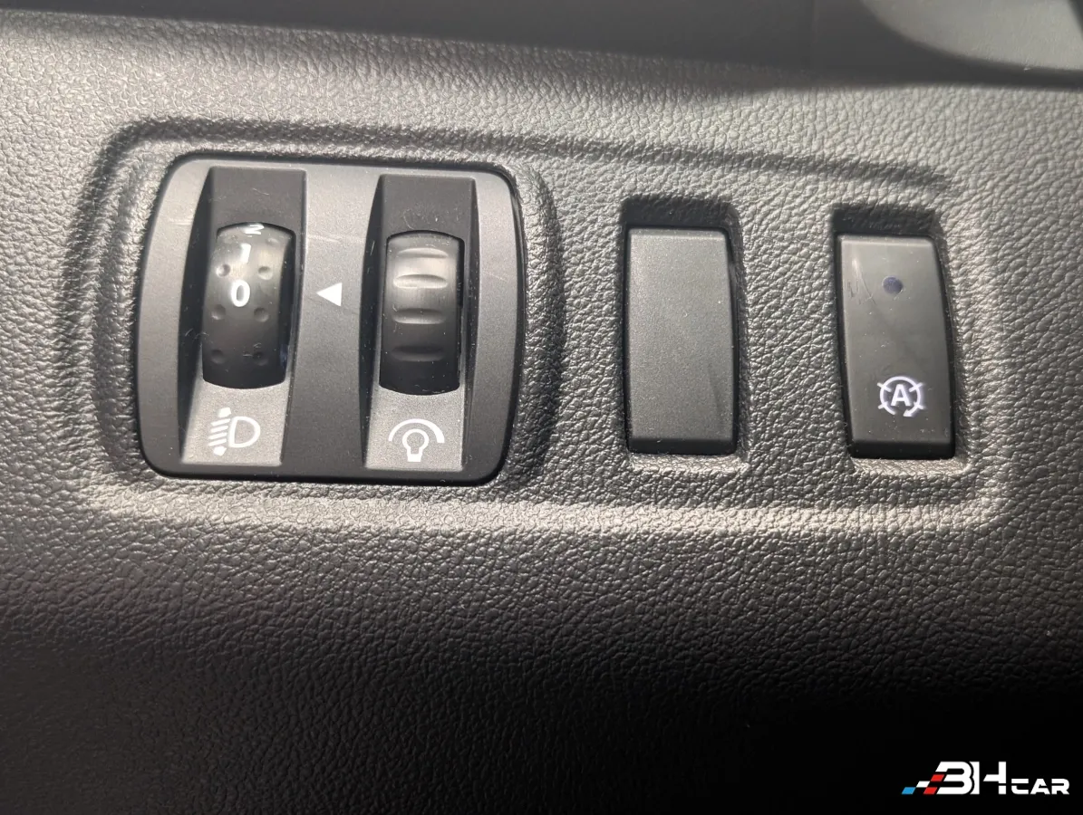 Renault Clio - photo 17