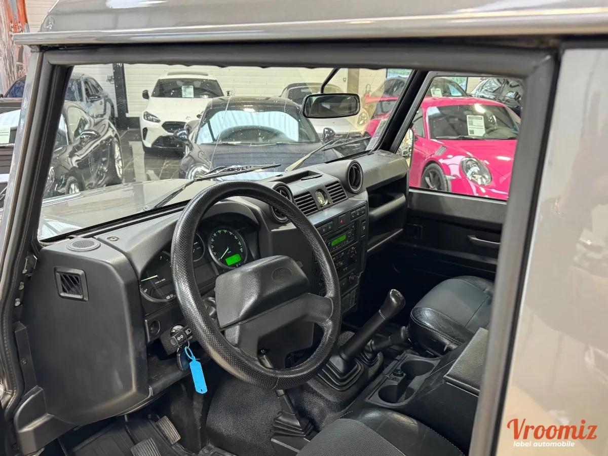 Land Rover defender 90 hard top es puma 2.4L TD4 122cv CTTE