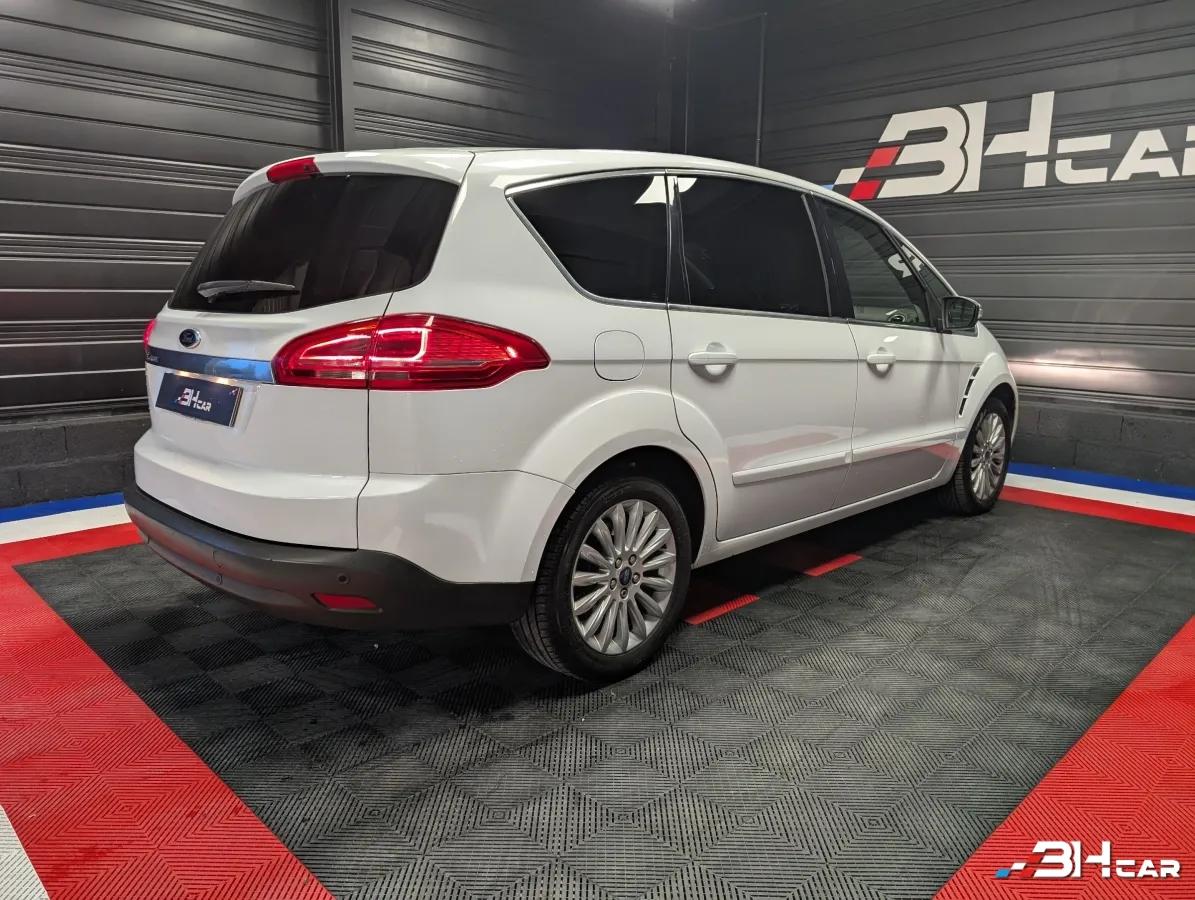 Aperçu indisponible de Ford S-max
