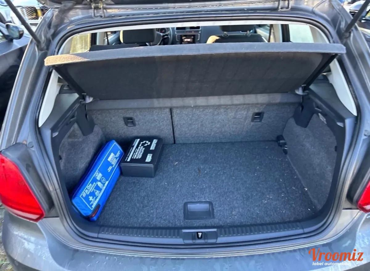 VOLKSWAGEN POLO COMFORTLINE