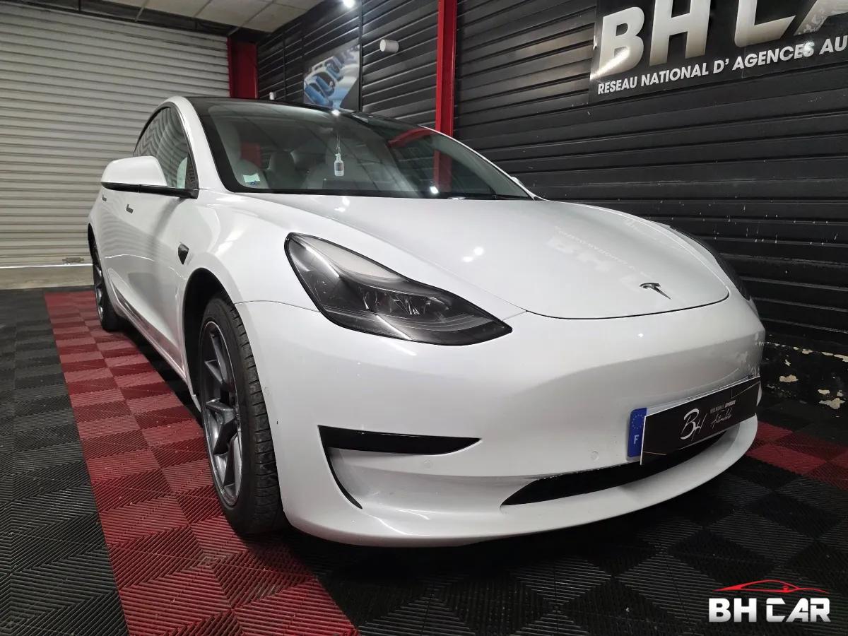 Image Tesla Model-3