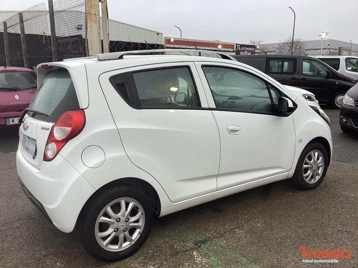 Chevrolet Spark 1.2 80 LT
