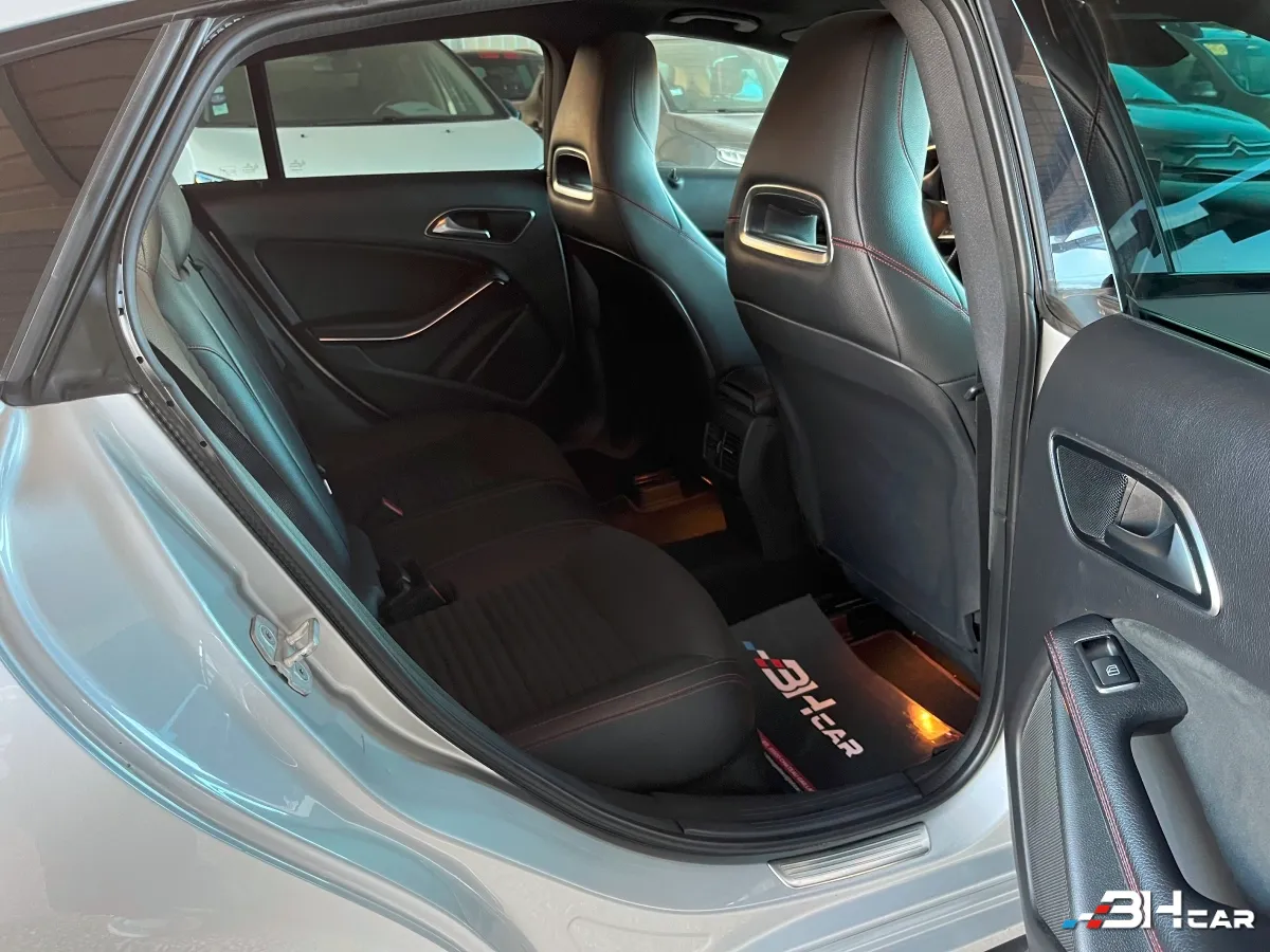 Mercedes Classe Cla - photo 16