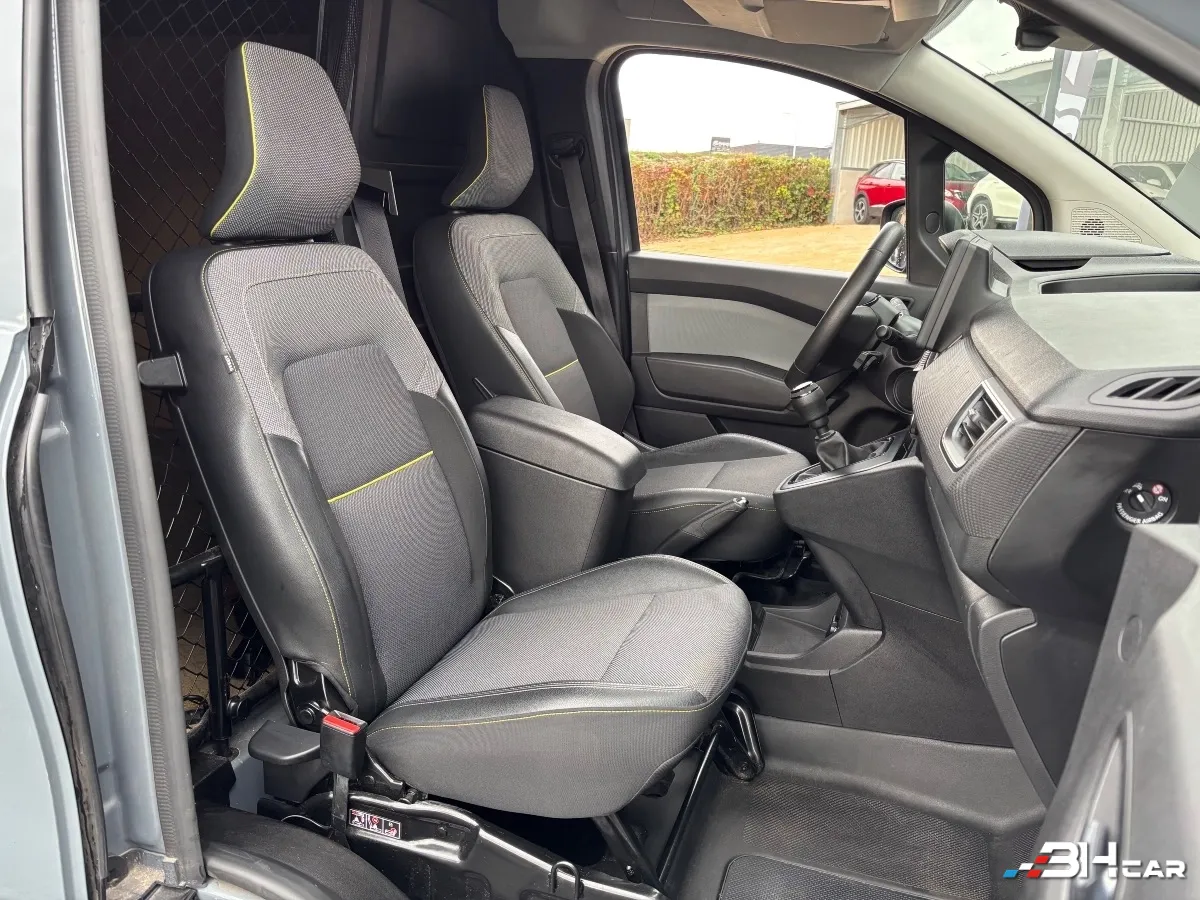 Renault Kangoo Van - photo 19