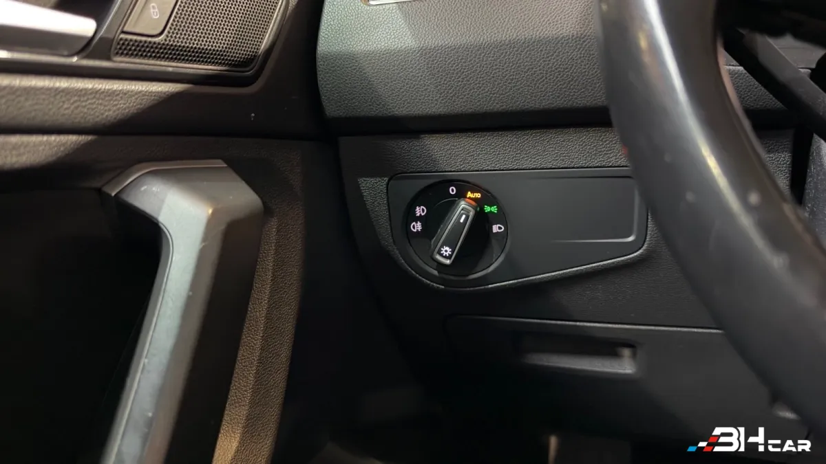 Volkswagen Tiguan - photo 33