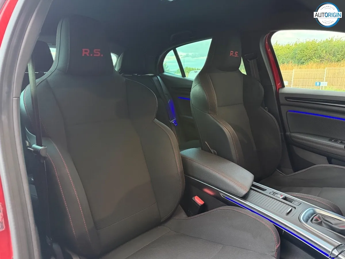 Renault Megane - photo 8