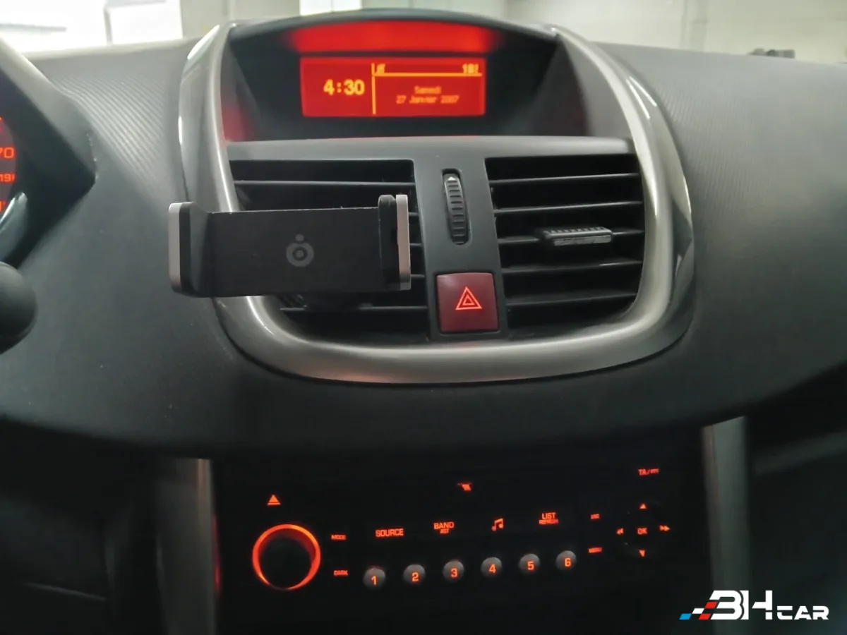 Peugeot 207 - photo 11