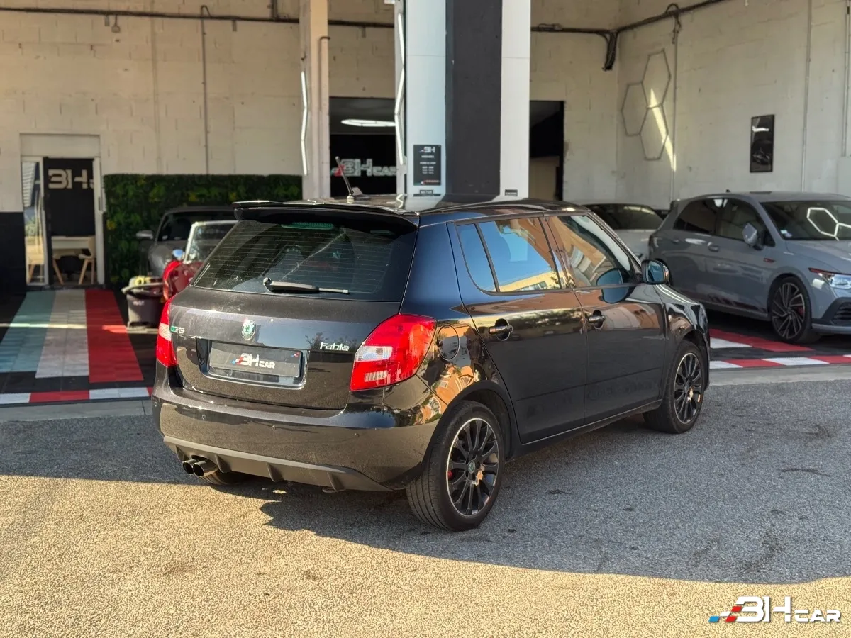 Skoda Fabia - photo 4