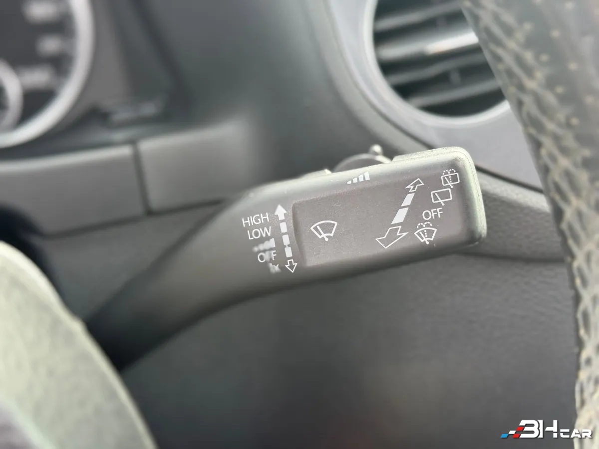 Volkswagen Tiguan - photo 23