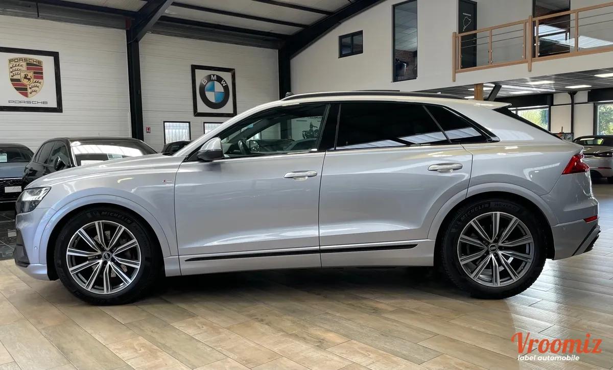Audi Q8 