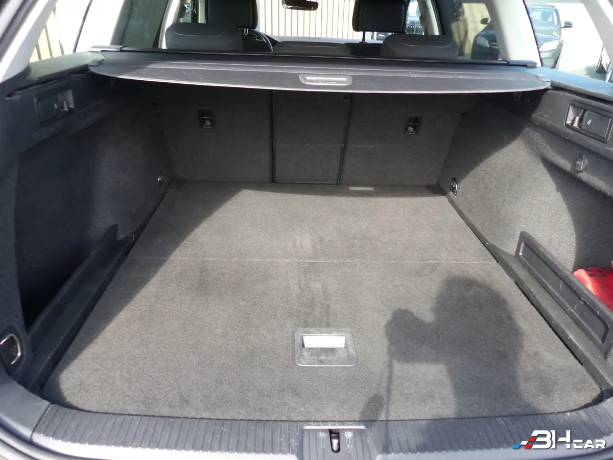 Volkswagen Passat - photo 37
