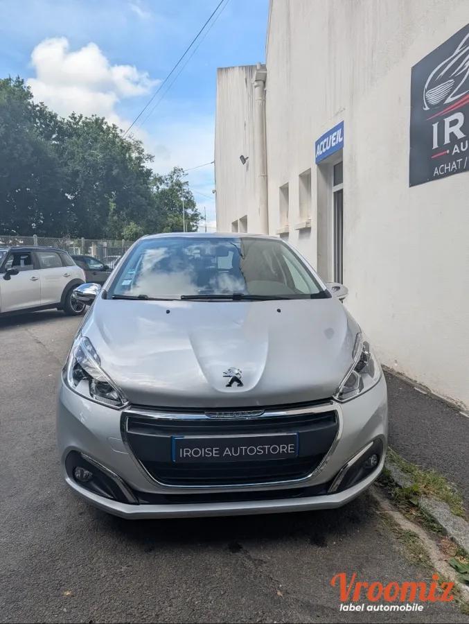 Peugeot 208 GENERATION-I 1.6 BLUEHDI 75 STYLE