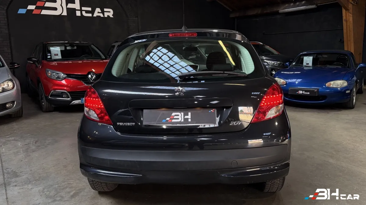 Peugeot 207 - photo 7