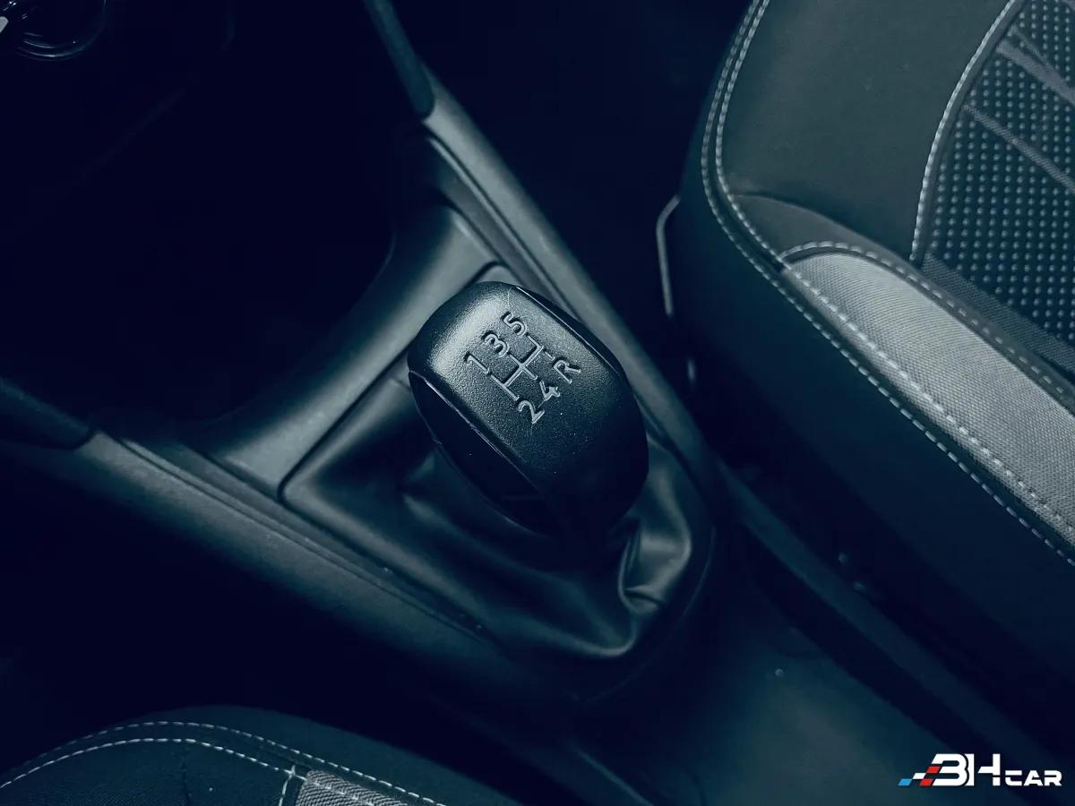 Aperçu indisponible de Peugeot 208