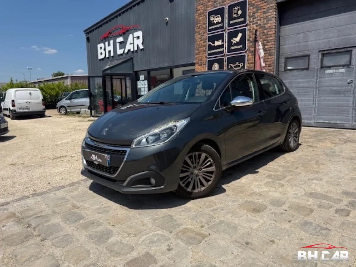 Image: Peugeot 208 GENERATION-I 1.2  80 ALLURE / TOIT PANORAMIQUE