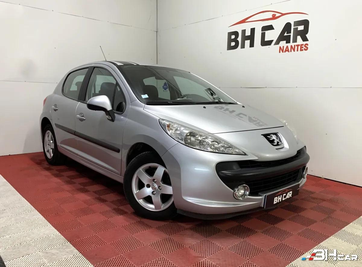 Image: Peugeot 207 1.4 75 URBAN