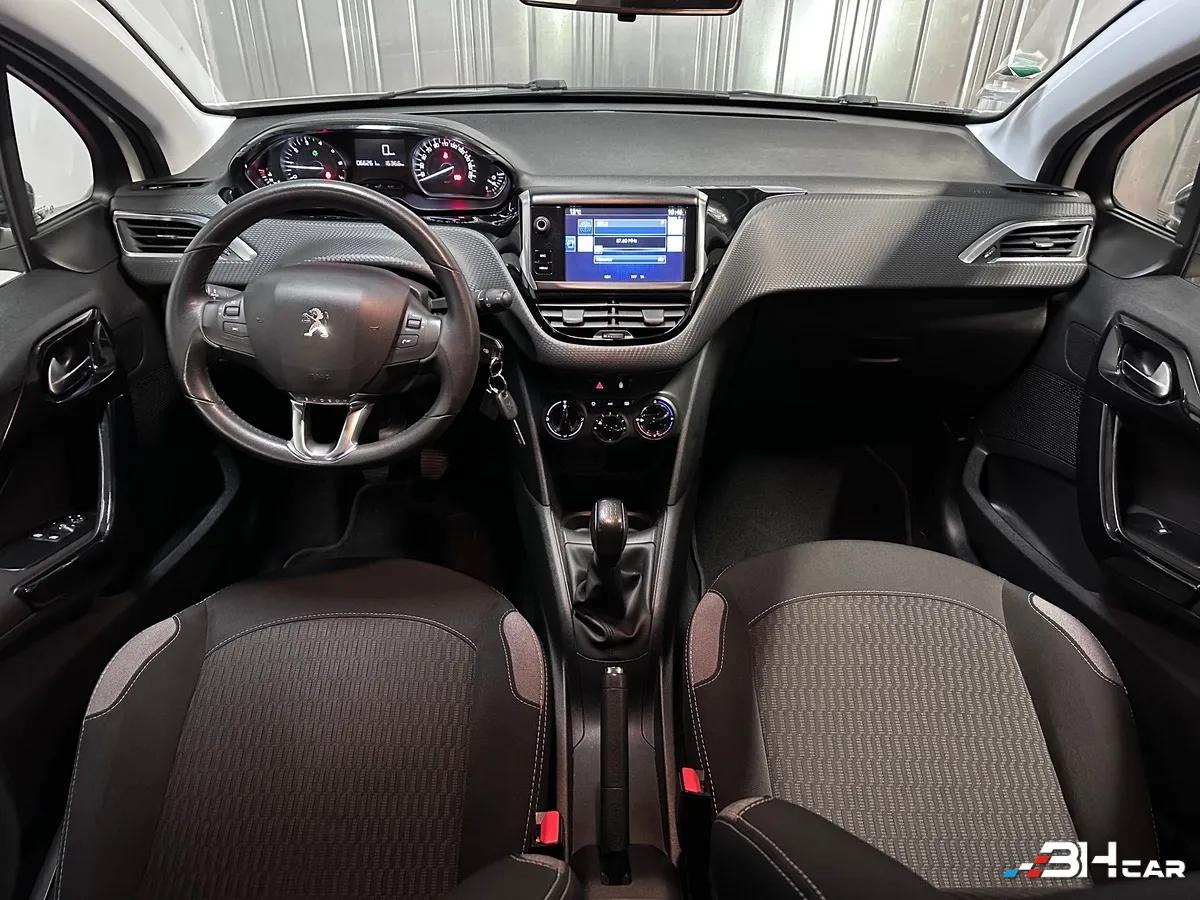 Aperçu indisponible de Peugeot 208