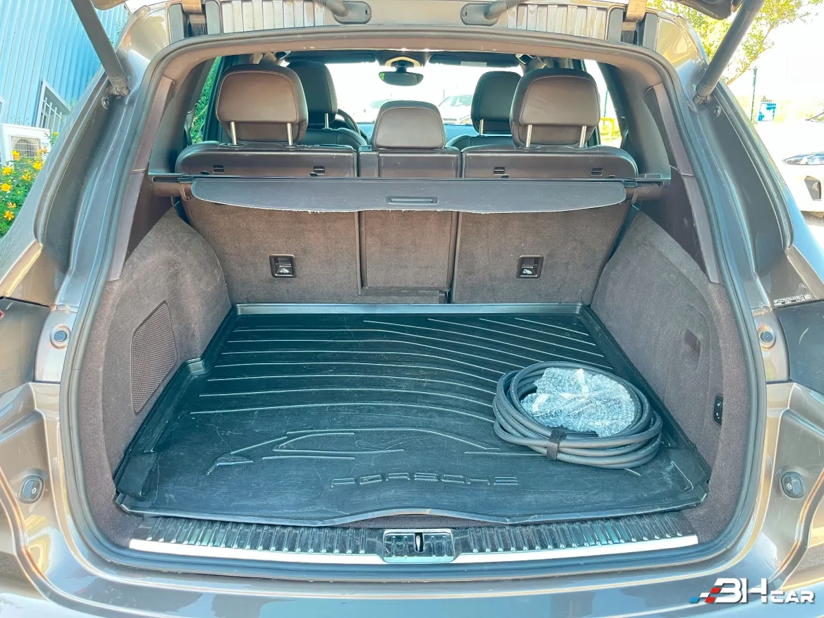 Porsche Cayenne - photo 15