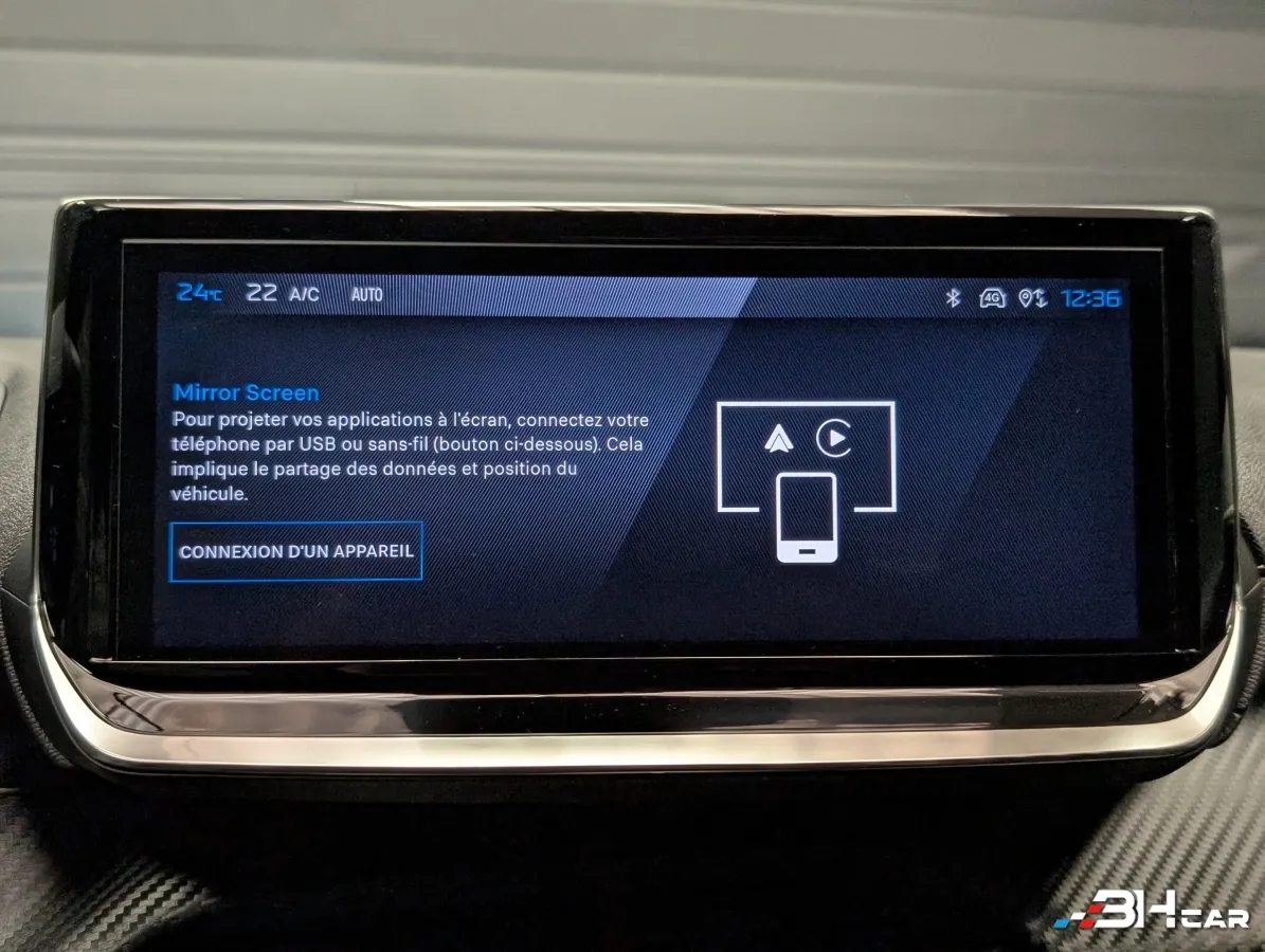 Peugeot 208 - photo 14