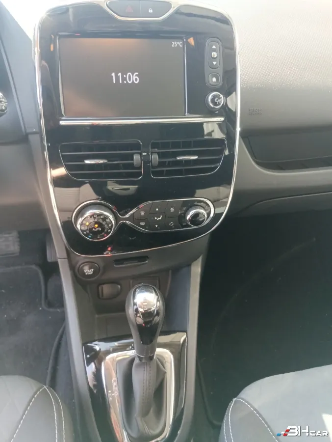 Renault Clio - photo 25