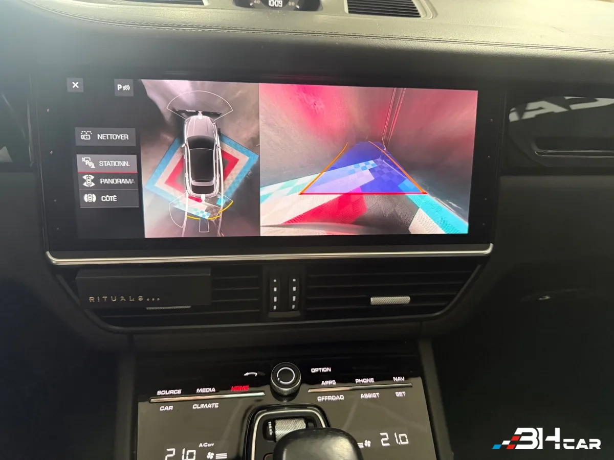 Porsche Cayenne - photo 26
