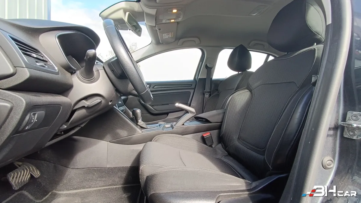 Renault Megane - photo 11