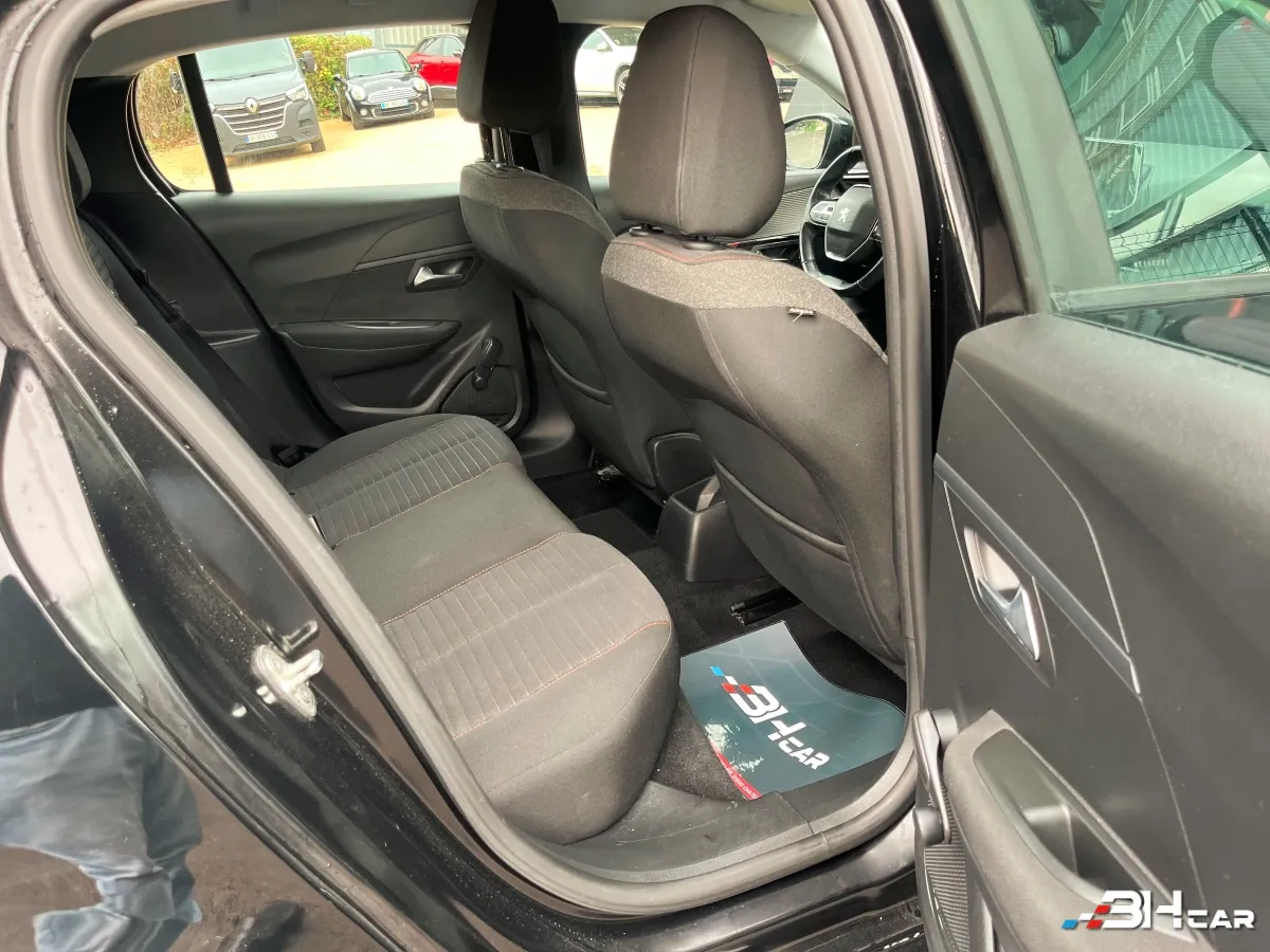 Peugeot 208 - photo 16