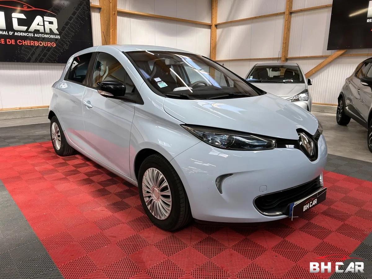 Image: Renault Zoe Q210 90 ZE 22kWh Location Life charge rapide