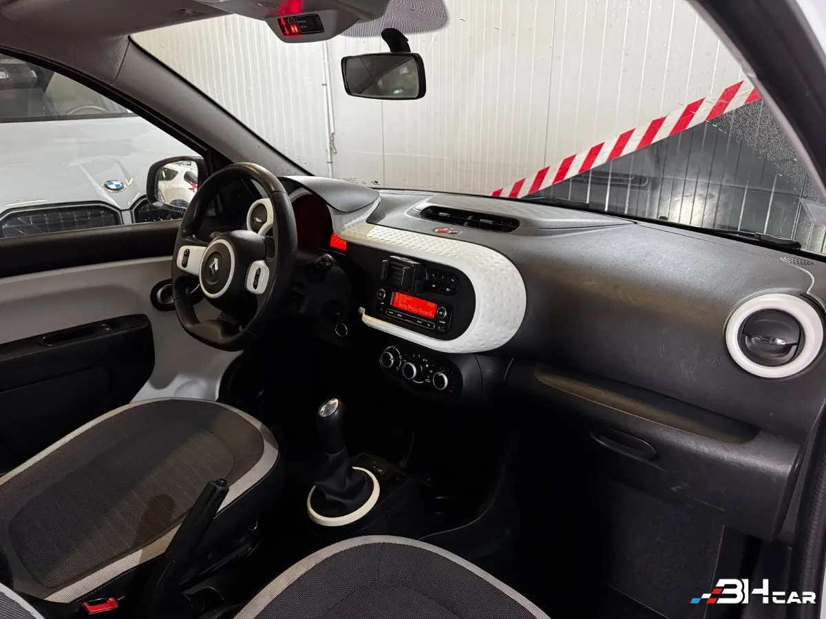 Renault Twingo - photo 10