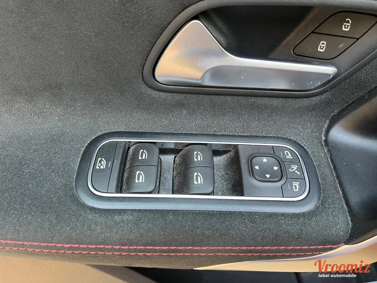 MERCEDES-BENZ CLASSE A180 7G-DCT AMG LINE