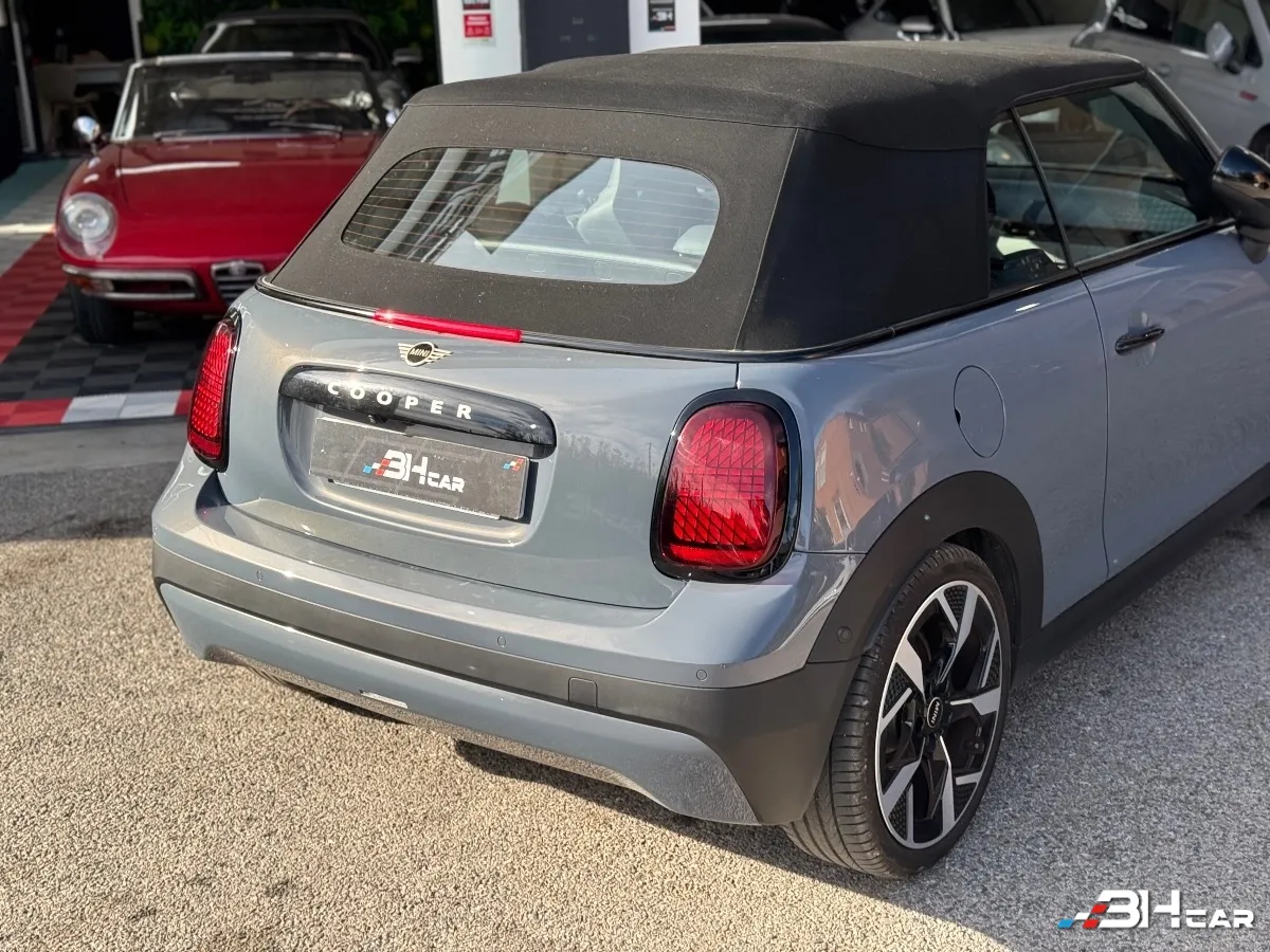 Mini Cabrio - photo 6