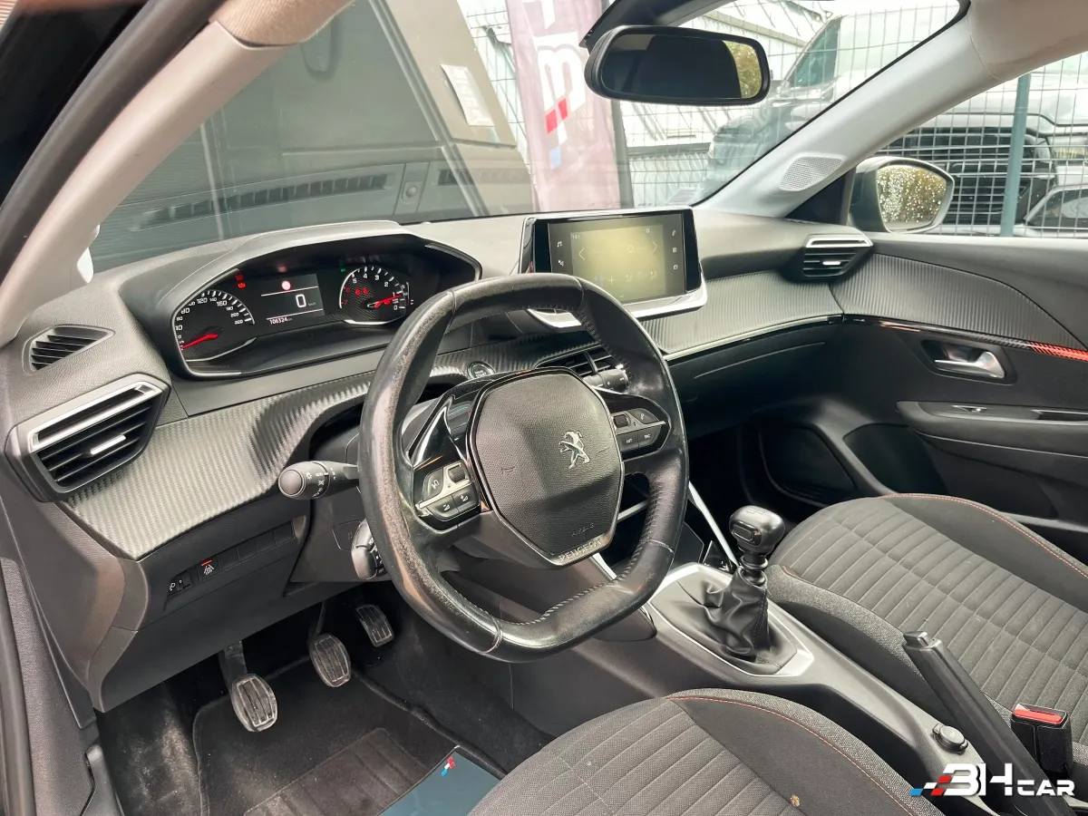 Peugeot 208 - photo 11