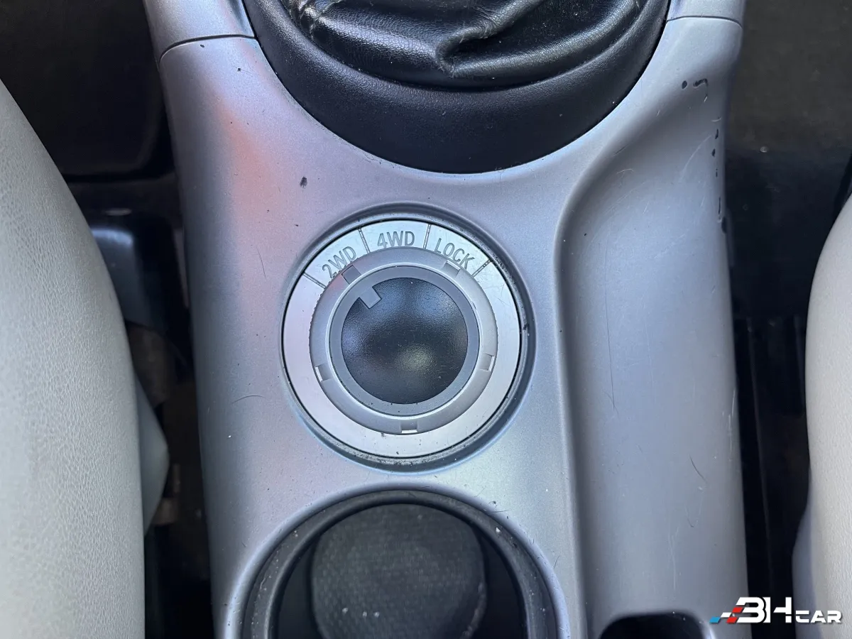 Mitsubishi Outlander - photo 17