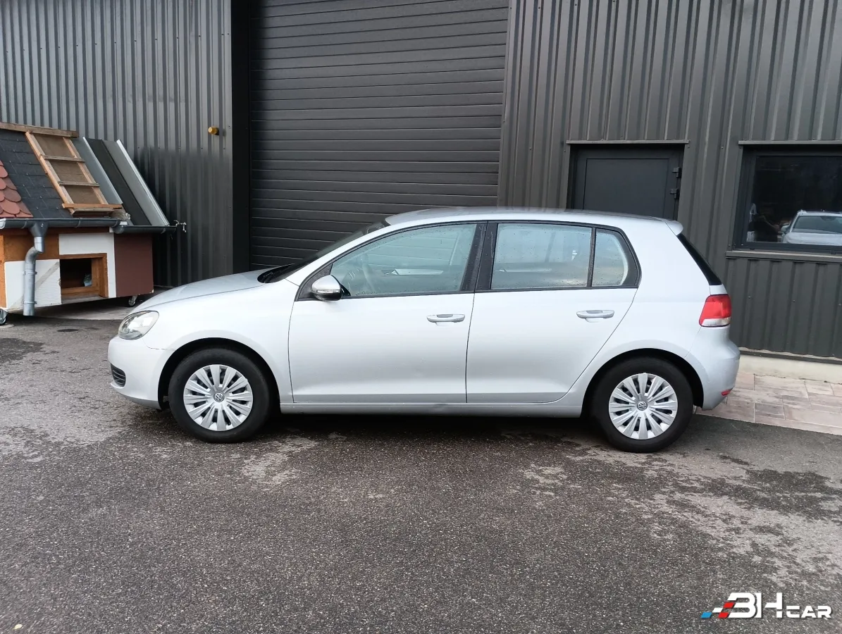 Volkswagen Golf - photo 2