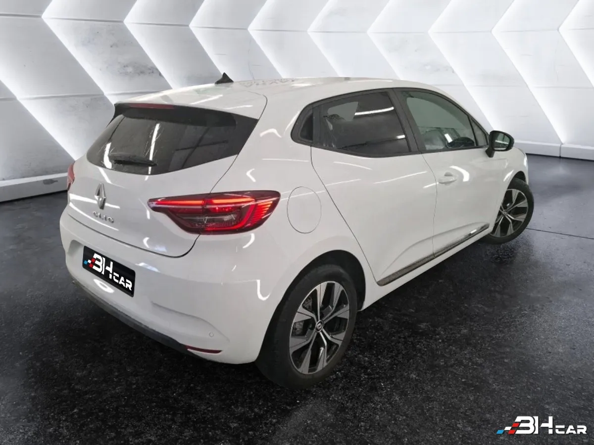 Renault Clio - photo 4