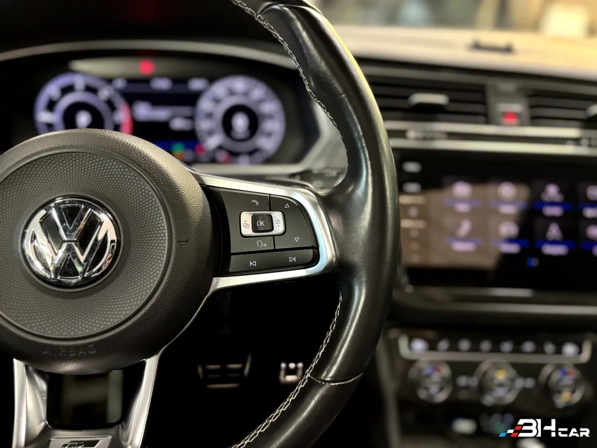 Volkswagen Tiguan - photo 30