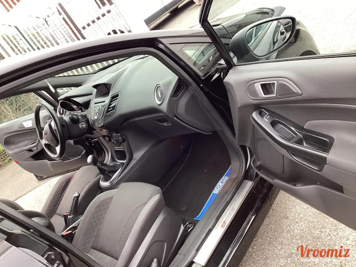 Ford Fiesta 1.0 SCTI 100 VIGNALE BLACK