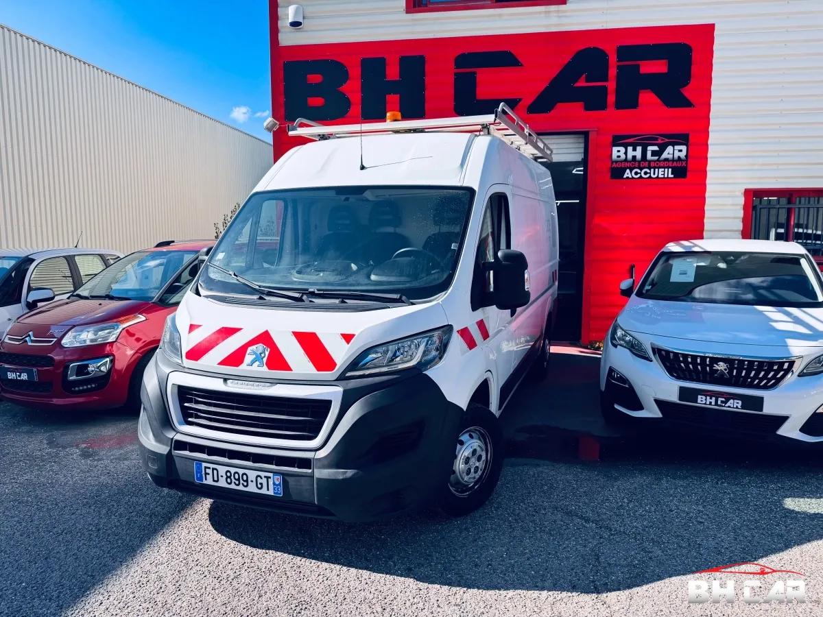 Image: Peugeot Boxer Vu 2.0 BLUEHDI 130 // 12.490€ HT // TVA RECUPERABLE