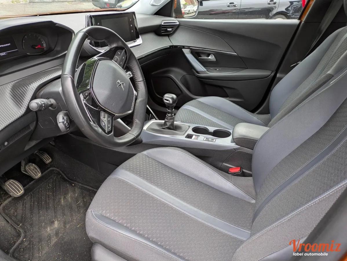 Peugeot 2008 GENERATION-I 1.5 BLUEHDI 100 ALLURE