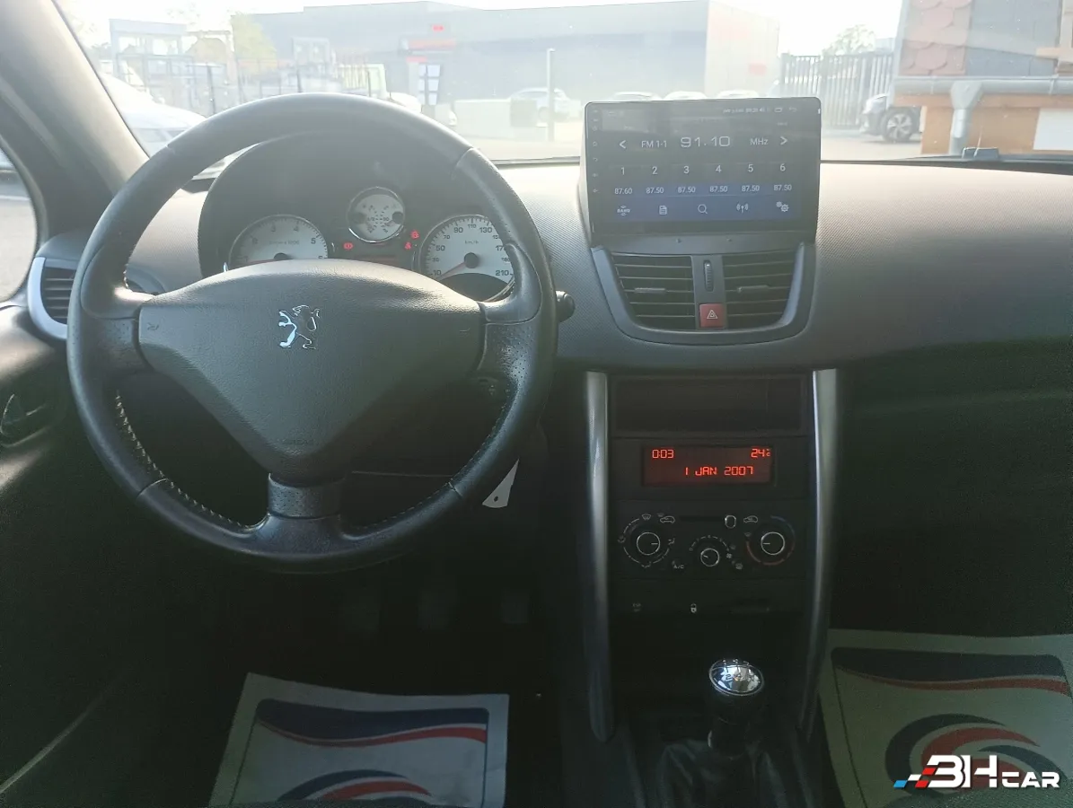 Peugeot 207 - photo 25